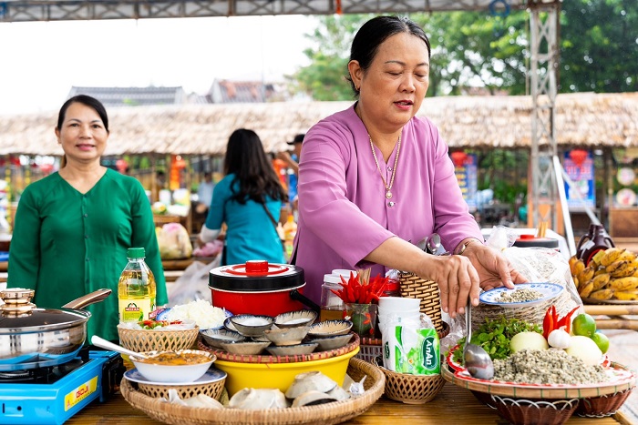 Lễ hội văn hóa ẩm thực xứ Quảng lần thứ I năm 2023 “Món ngon xứ Quảng” sẽ diễn ra từ 30/12/2023 đến 01/1/2024 tại Sông Hoài